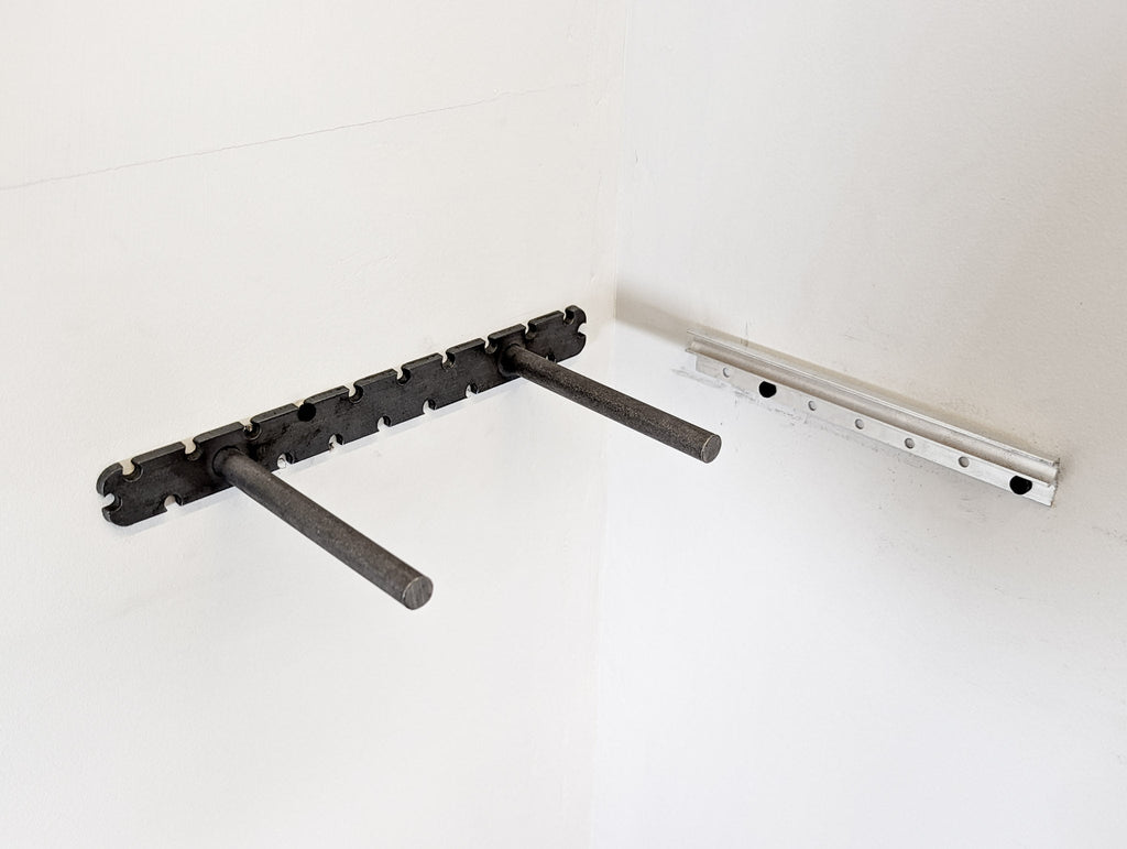 Floating Corner Shelf with Round Edge in Oak
